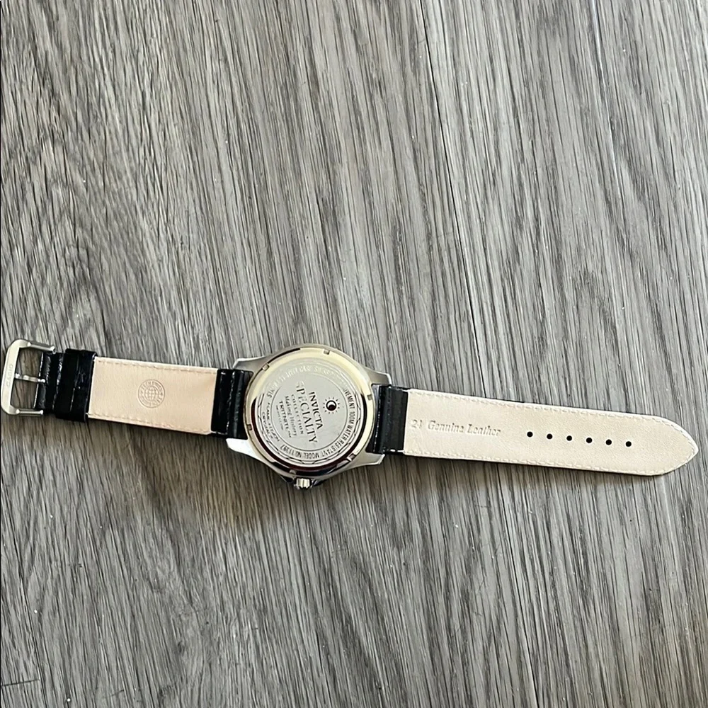 Invita Specialty Stainless Watch with Black Leather Strap! New battery and band!